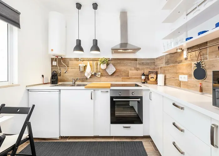 Modern Pool Apartment, Vilamoura Apartament